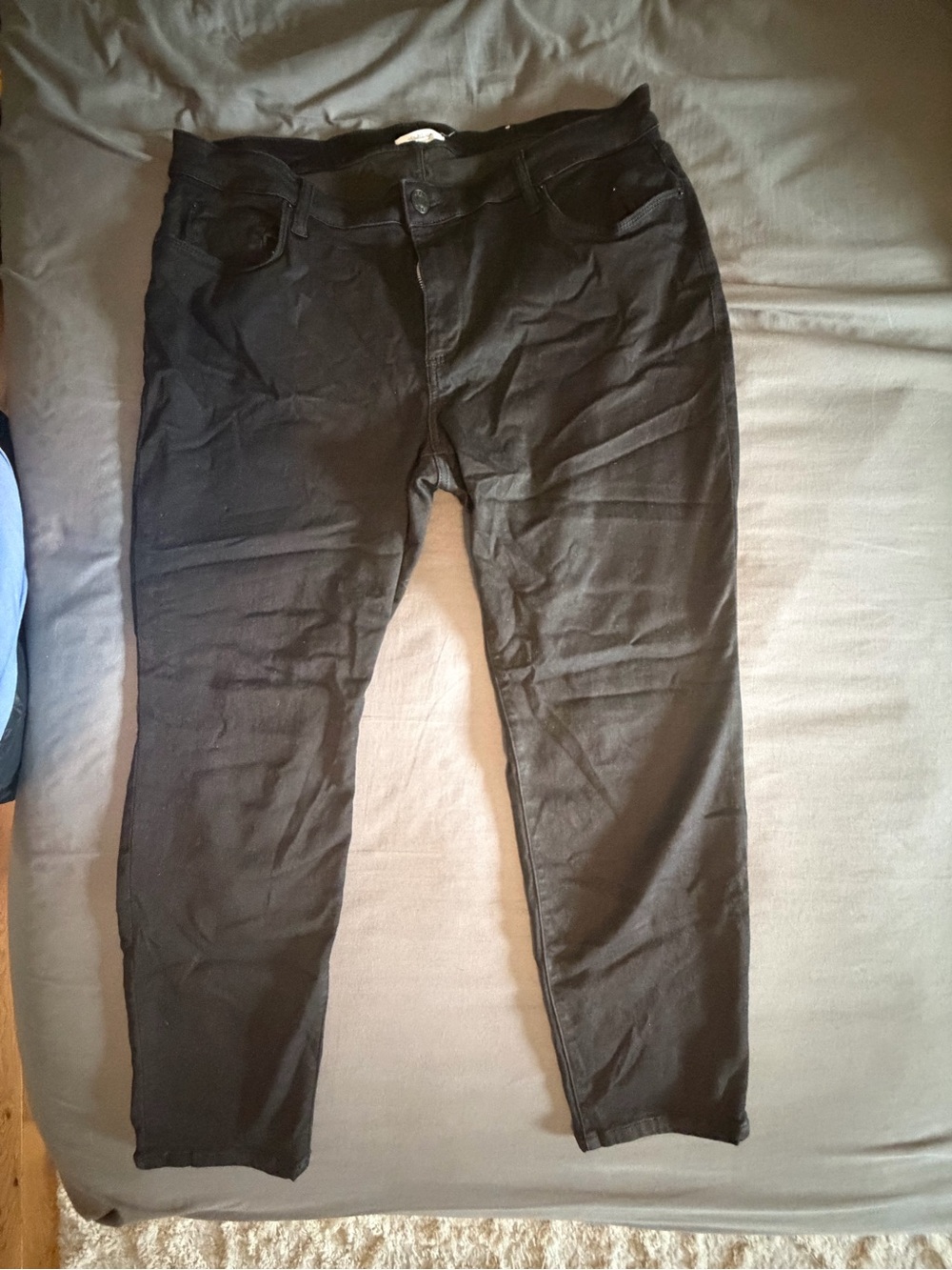 STS Blue Black Jeans
